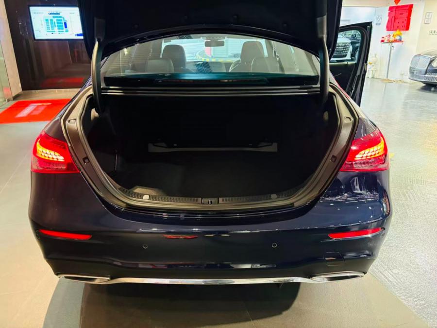 E200 AMG FACELIFT - Image 5